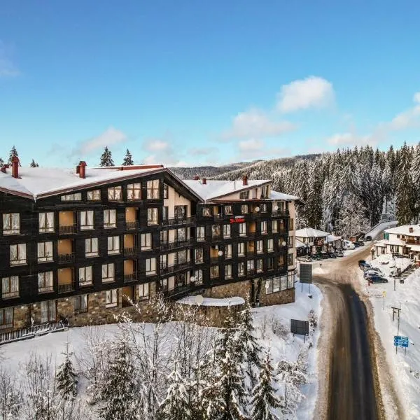 St Trifon Guests Apartments、パンポロボのホテル