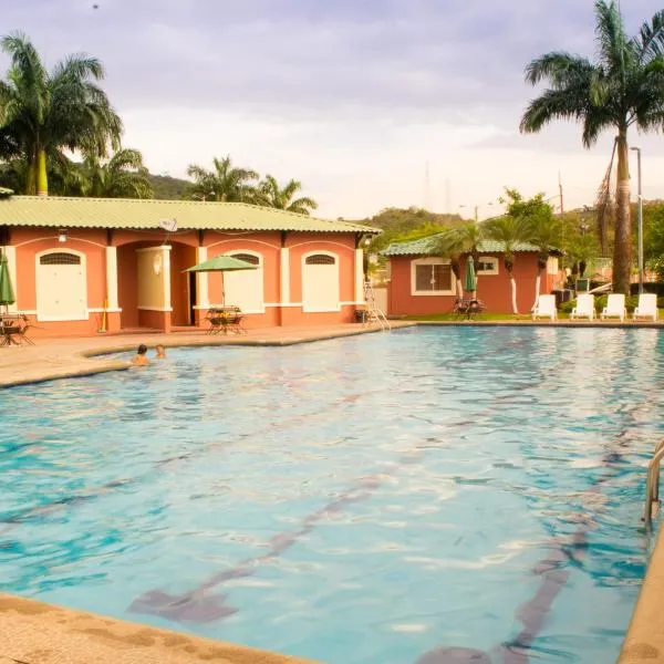 Departamento entero de 3 dormitorios en urbanización privada con garaje y seguridad 24h, hotel a Guayaquil