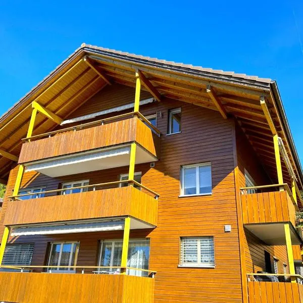 SwissHut Stunning Views Alps Lake - Apart. Innerdorf, hotel en Sigriswil