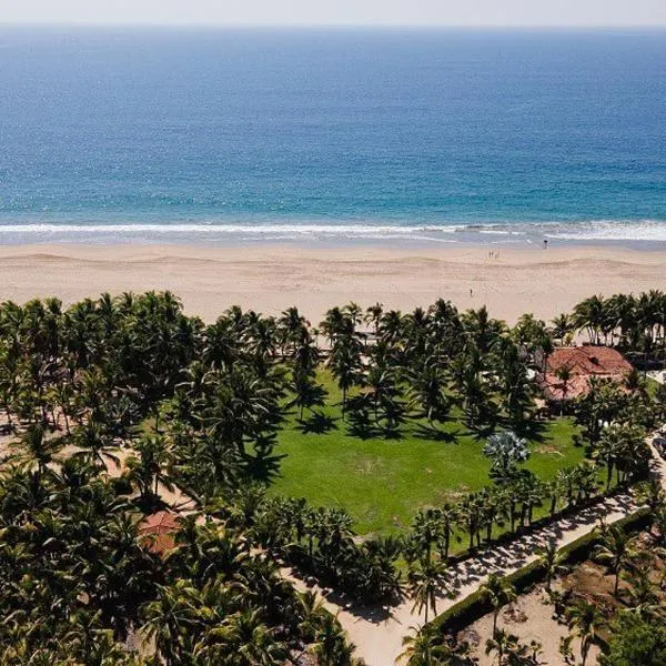 Puertas Paraíso Hotel boutique, hotel in Zihuatanejo