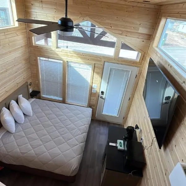 060A Brand New Cozy Cabin with Loft & King bed near Grand Canyon South Rim, hotel en Valle