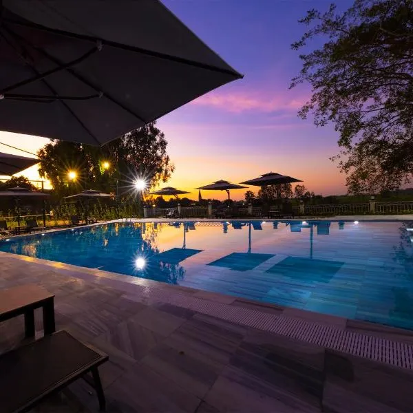 MerPerle Nui Sam Resort, hotel in Ấp Vĩnh Ðông