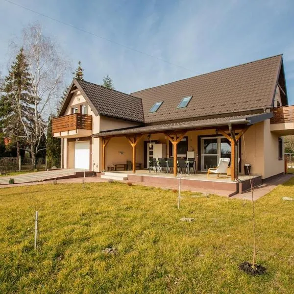 MarVen Apartman, hôtel à Balatonkenese