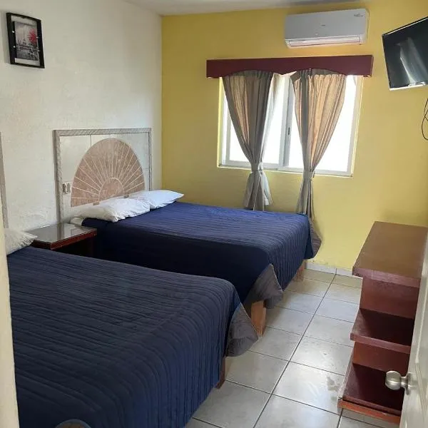 Hotel Albatros Palace - Bungalow G, Hotel in Manzanillo