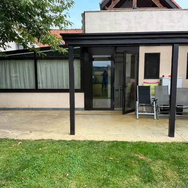 Ecrin Vert Studio indépendant, hotel v destinaci Ath