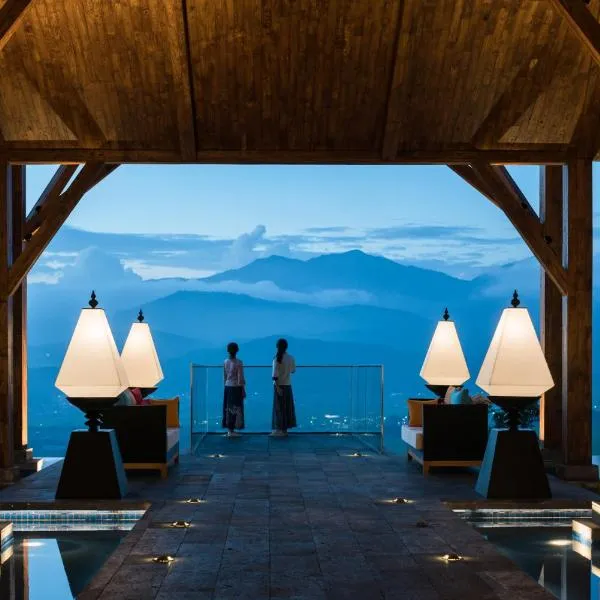 Tengchong Bodu Hot Spring Resort Hotel, hotel di Tengchong