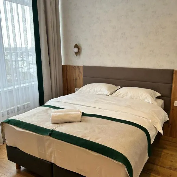 Green Forest Hotel, hotel v destinaci Pavlodar