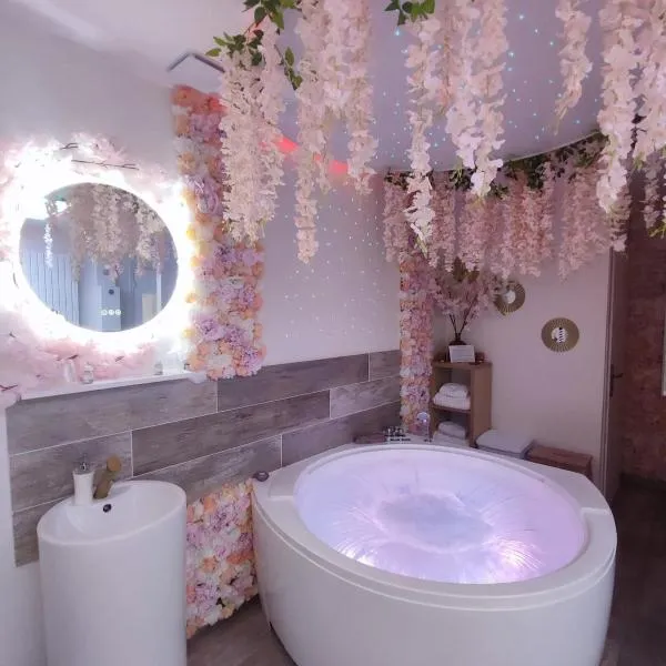 Cocon des Merveilles - balnéo ronde avec cascade, hôtel au Havre