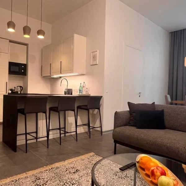 Family Suite Nr 1 - J26 LUXURY APARTMENT, Jauniela 26 Old Riga - Great Location - 2 Bedrooms - 85 m2, hotel in Rīga