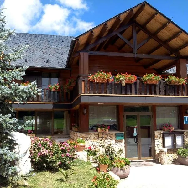 Hotel Avet, hótel í La Coma i la Pedra