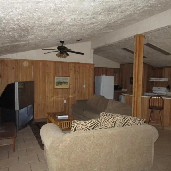 Suwannee River Rendezvous、Mayoのホテル