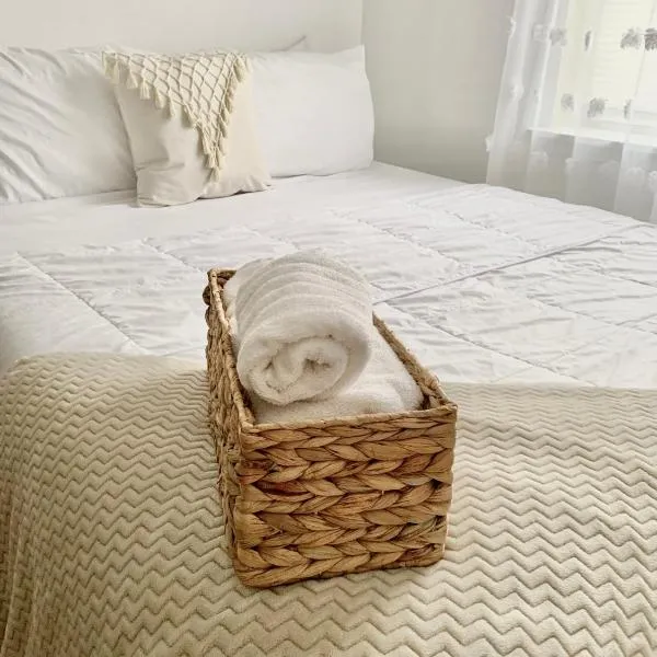 Woodside Cottage Private, hotel a Charlottesville