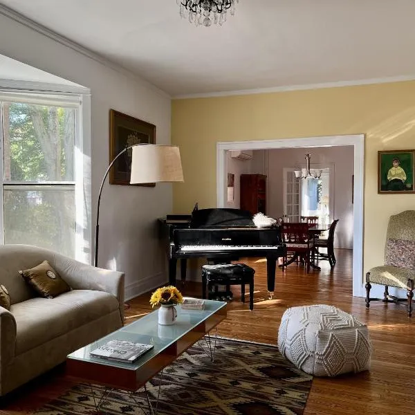 Historic Oak Park Home, hotel Samuel A Rothermel Houses városában