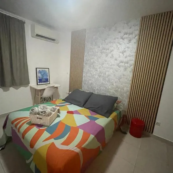 T2 cozy, ultra-center Papeete - Fare Mauz, hotel v destinaci Papeete