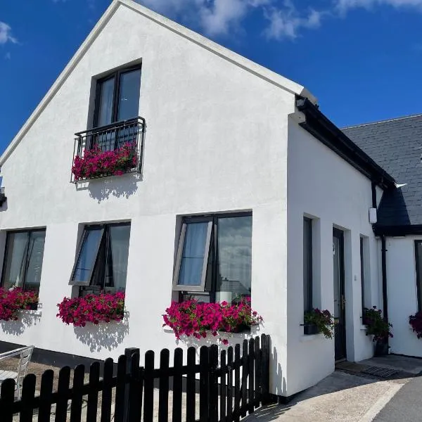 Teach Cruachan Large-Group Holiday Home, Hotel in Dooagh