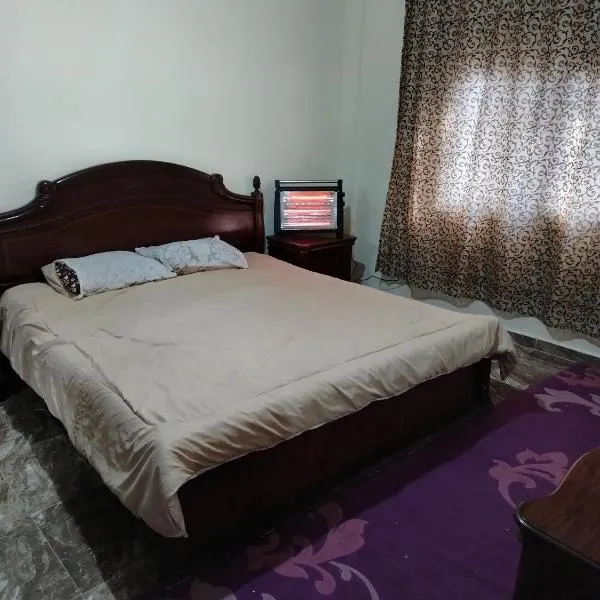 الشقة العائلية الحديثة familial new flat, hotel in Amman