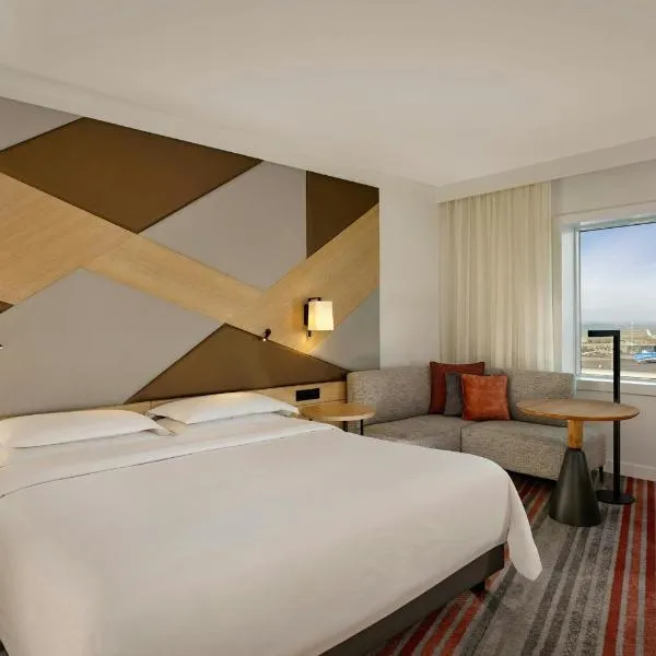Sheraton Amsterdam Airport Hotel and Conference Center, hotel di Schiphol