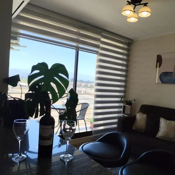 Departamento en Linares, hôtel à Linares