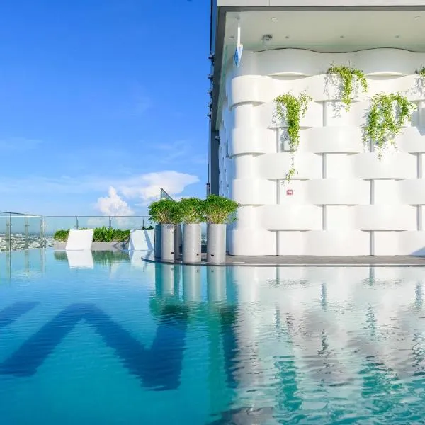 Wink Hotel Can Tho Ninh Kieu Wharf - 24hrs stay & Rooftop Pool Bar, hotel v destinaci Can Tho