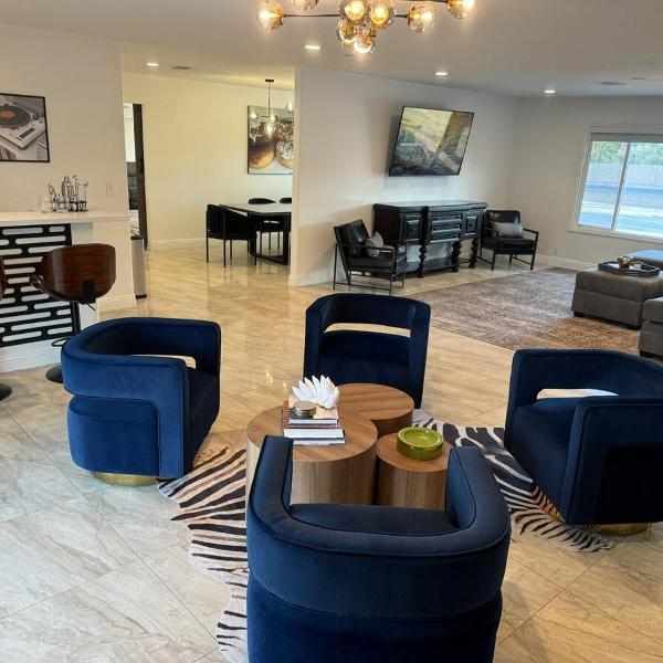 Modern Hip Oasis Near Vegas Strip, Las Vegas