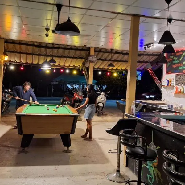 99Hostel&Bar Koh Chang, hotell Ko Changis