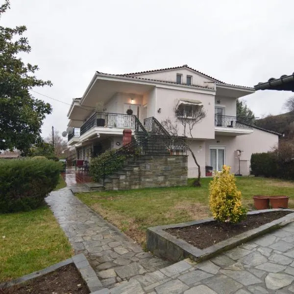 Nestoras Comfortable Stay - Private Parking, hotel en Kastoria