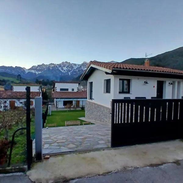 Mirando a los Picos de Europa, ξενοδοχείο σε Potes