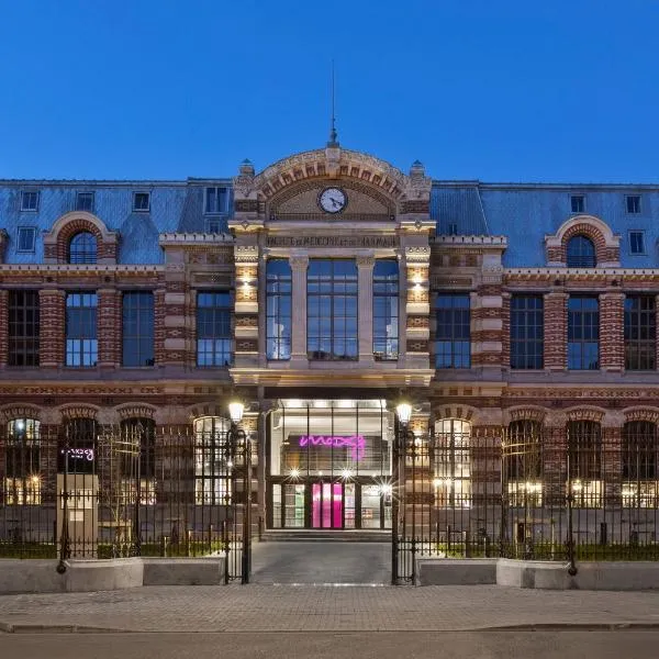 Moxy Lille City, מלון בליל