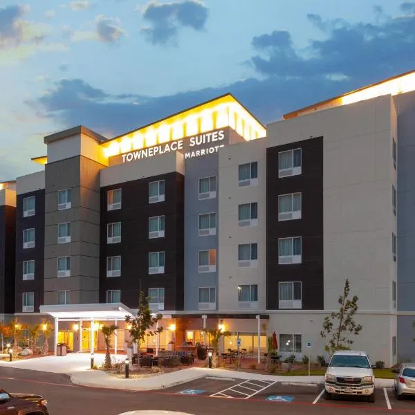TownePlace Suites by Marriott San Antonio Westover Hills, hotel in San Antonio
