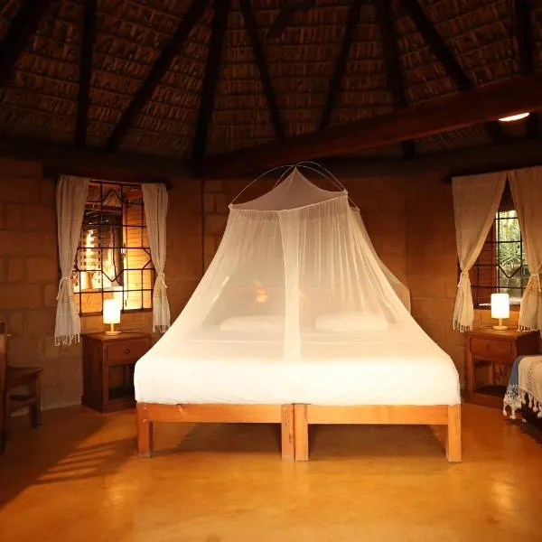 LA LOMA LINDA, Bungalows, Yoga and Feldenkrais, STARLINK INTERNET, hotel en Zipolite