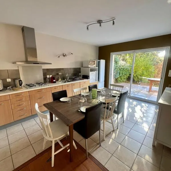 Spacious house for 8 people、クレルモン・フェランのホテル