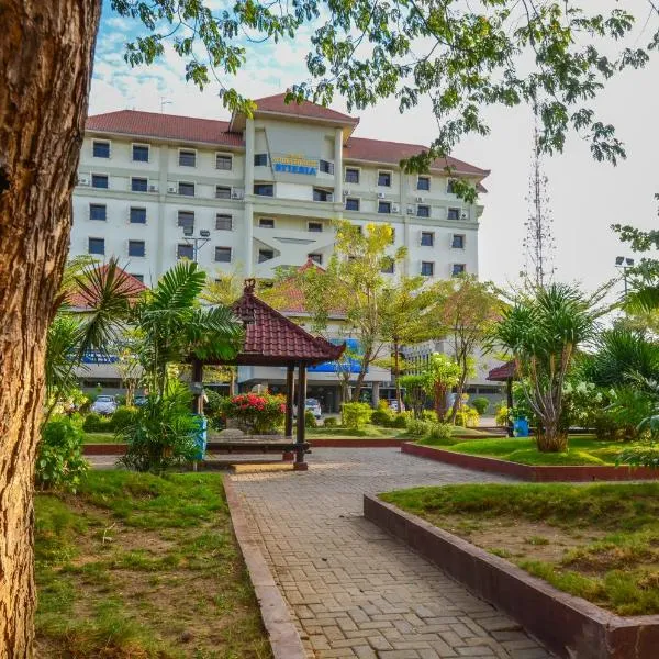 Graha Widya Bhakti at STIESIA Surabaya, hotel in Surabaya