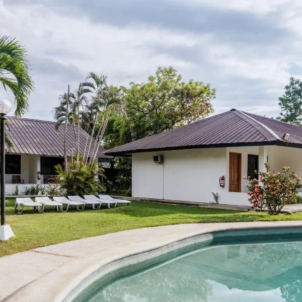 Go Resort, hotel in Bauang