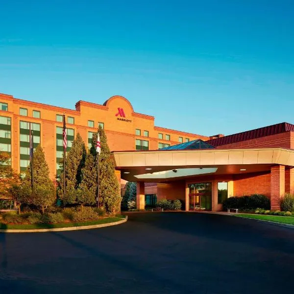 Marriott Hartford/Windsor Airport, hotel in Windsor