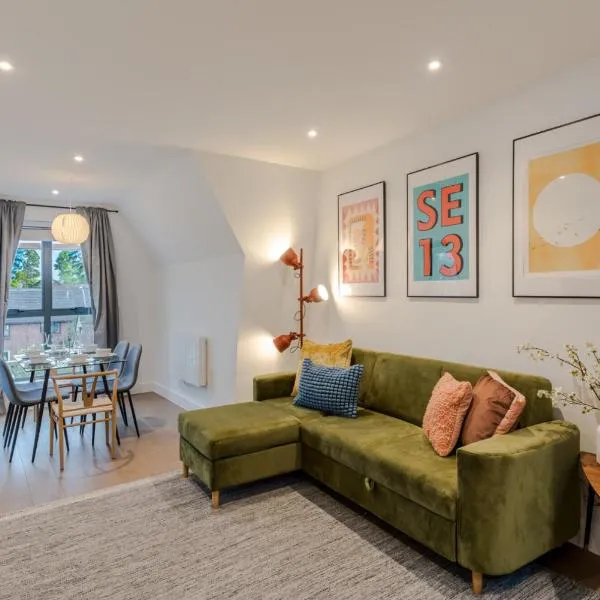 Cityscape Penthouse Ladywell, hotel in London