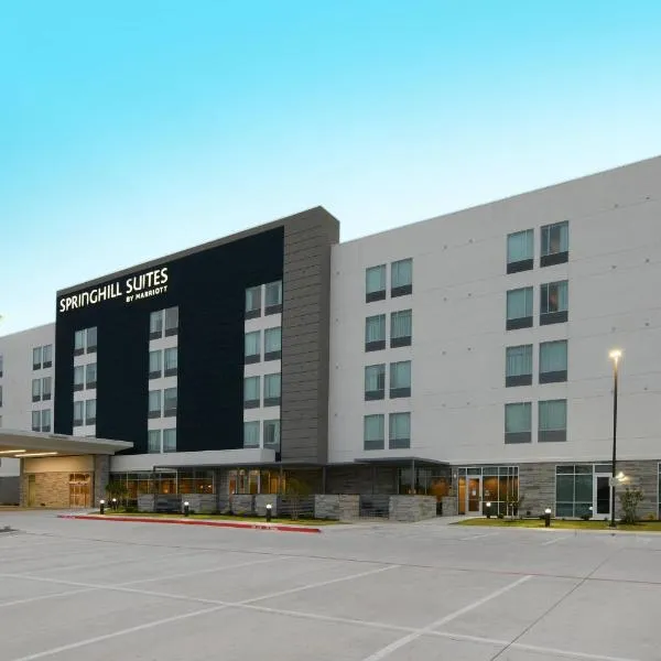 SpringHill Suites Dallas DFW Airport South/CentrePort, Hotel in Fort Worth