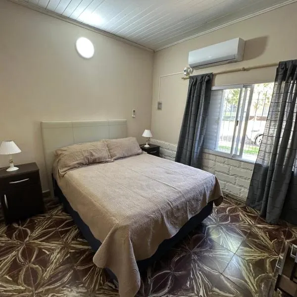 Casita Termas - Colon - PQ ALQUILERES TEMPORARIOS, hôtel à Colón