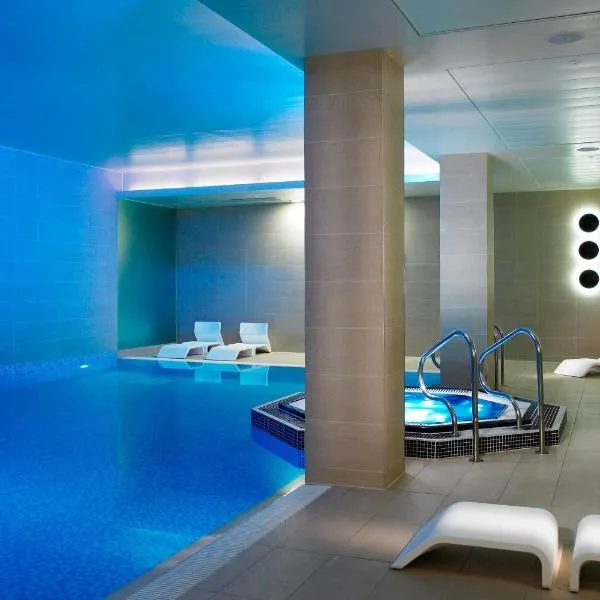 Lingfield Park Marriott Hotel & Country Club, ξενοδοχείο σε Lingfield