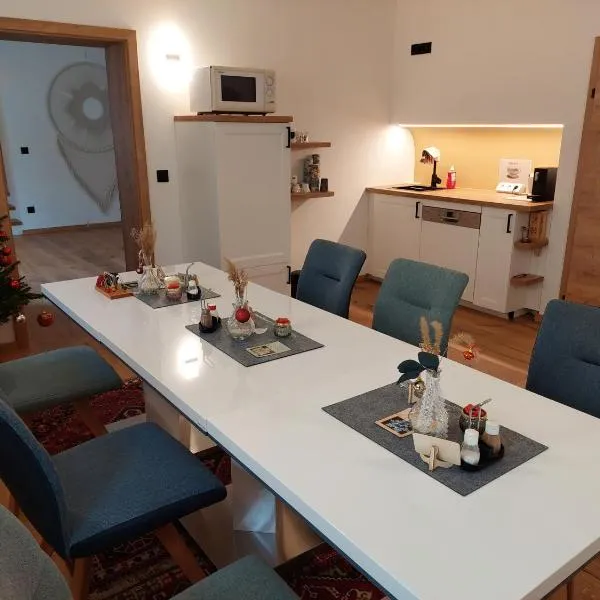 Großes Appartement mit 2 Schlafzimmer für 4 Personen, hotell sihtkohas Granitztal Weißenegg