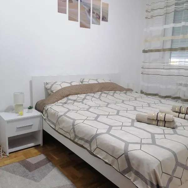 Apartman Zapadni Kej Pirot, hotel a Pirot