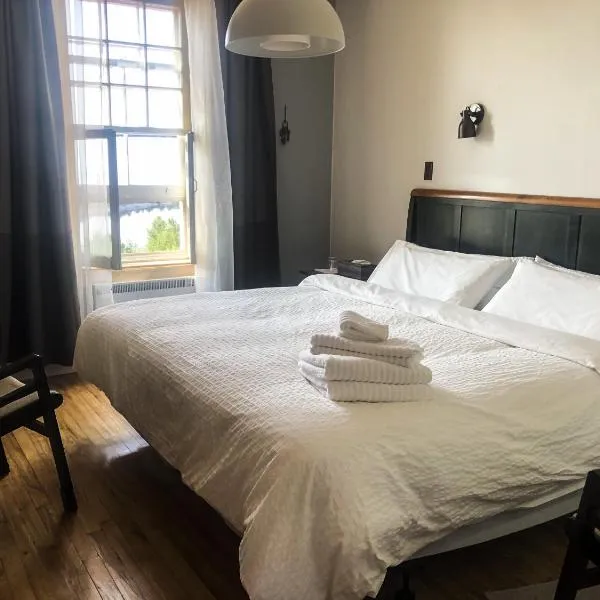 Auberge Nord Côtier, hotel v destinaci Port-Cartier