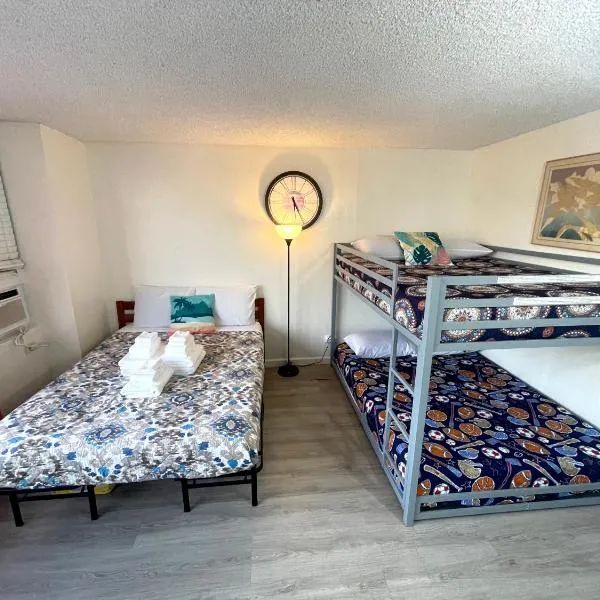 Waikiki Canal Family Room 6person, hotell i Honolulu
