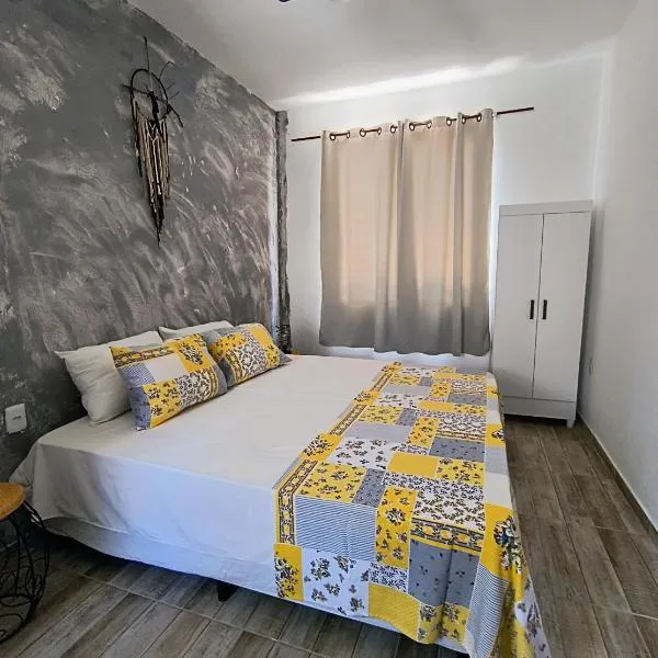 Casa kitnet 50 metros da Praia Ingleses para 2 pessoas, hotel em Florianópolis