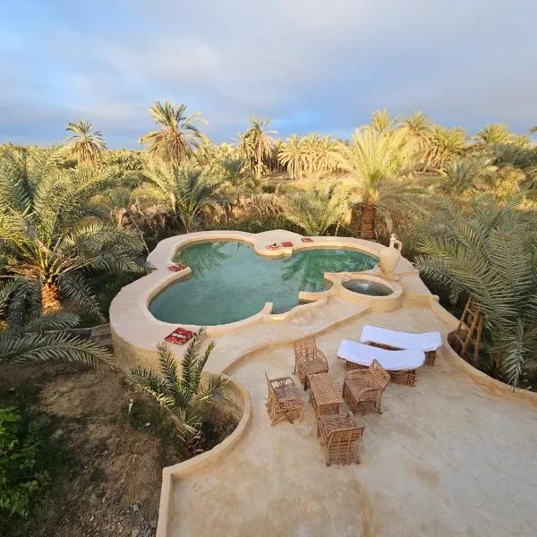 Paradise in a palm forest with epic pool and fire pit, hôtel à Siwa