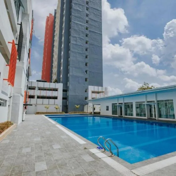 The Anderson Condo with NETFLIX with Free Parking with Swimming Pool and at Ipoh City Centre Nearby to all amenities and attractions, hotel in Ipoh