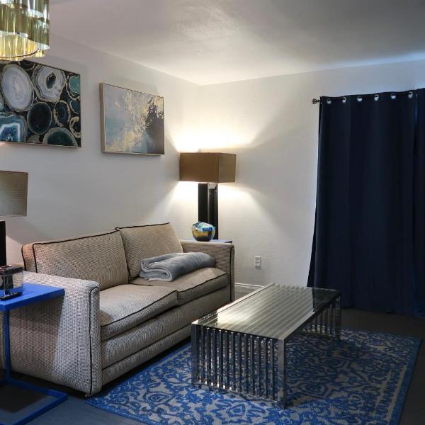 1 Bdrm Md Pkway, Las Vegas