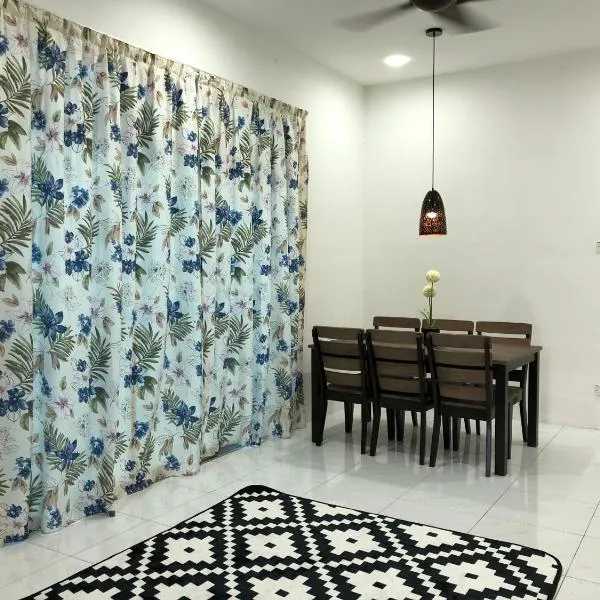 Aisy Guest House -Homestay-, hotell sihtkohas Kangar