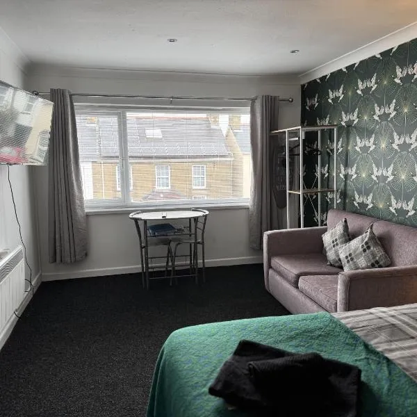 Traeth Rooms, hotel in Cardigan