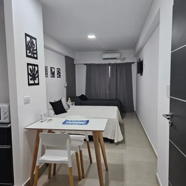 casita de tucuman ayacucho, Hotel in San Miguel de Tucumán