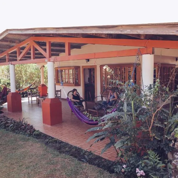 Spanish by the River - Boquete, hotel in Boquete